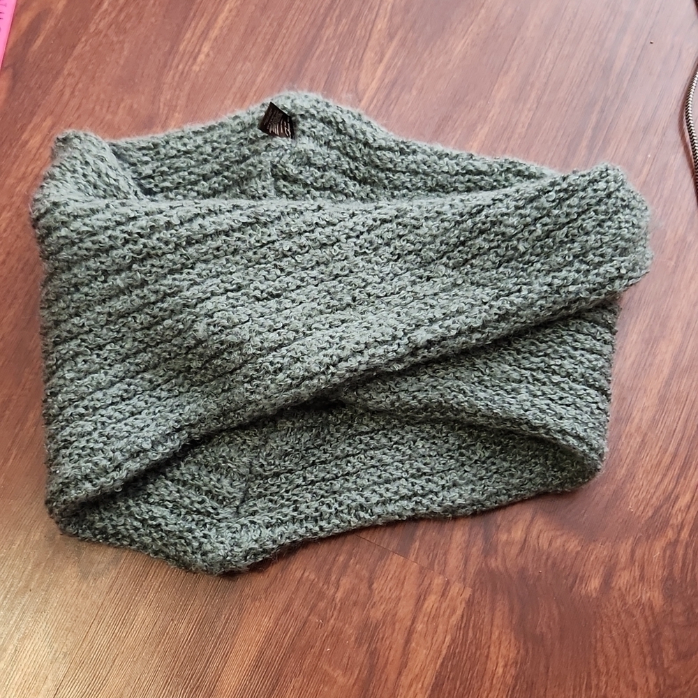 Do Everything In Love Scarf Knit Stretch Infinity Gray